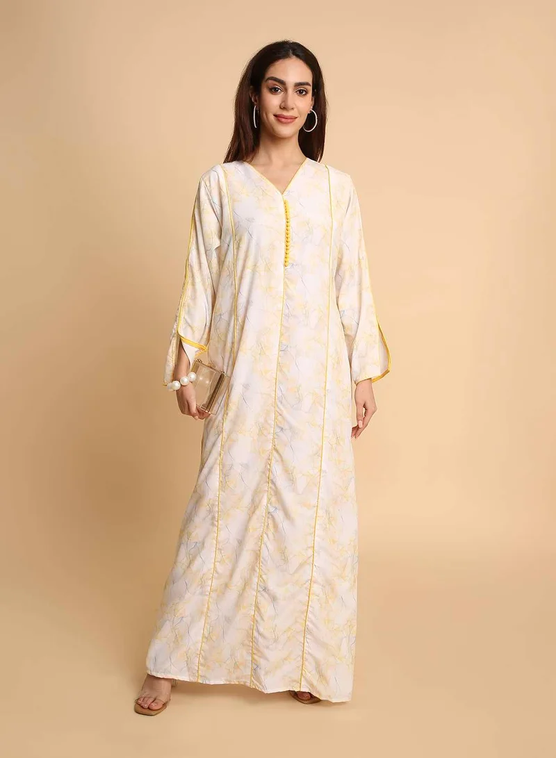 HANA & SARA Modern Marble-Effect Arabic Jalabiya in Soft White & Yellow